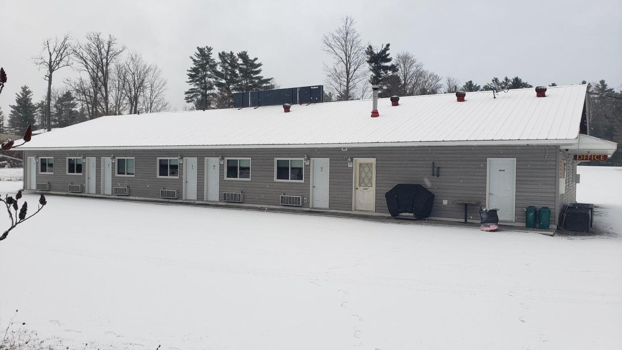 Calabogie Motor Inn Exterior foto